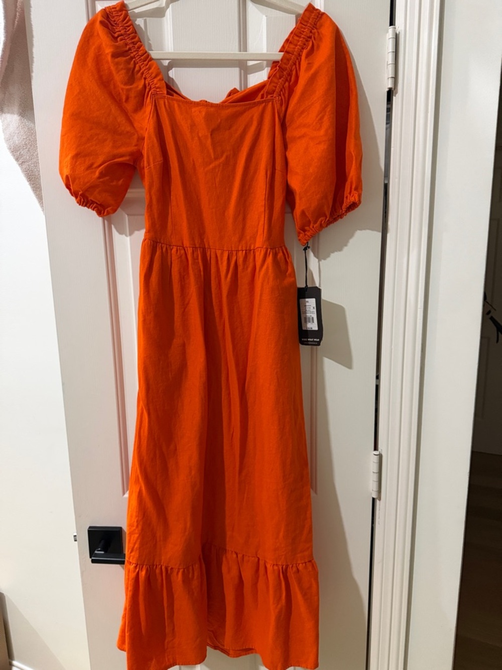 Who What Wear Bright Orange Puff-Sleeve Midi Dress